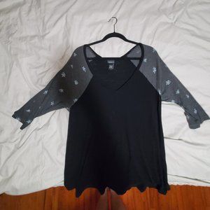 Torrid 3/4 Sleeved Top